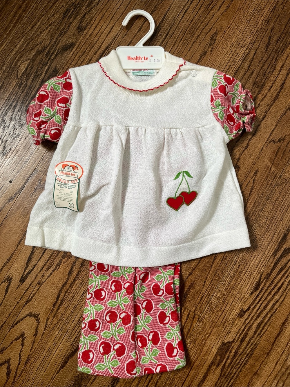 Vintage Health-tex Baby Cherry Two-Piece Set - White & Red size 24months